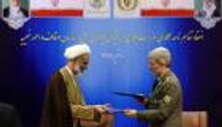 إيران.. أموال الحوزات تدعم برامج التسلح الصاروخي العدائية