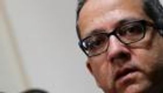 وزير الآثار المصري يغادر إلى فرنسا لافتتاح معرض "كنوز مصرية"