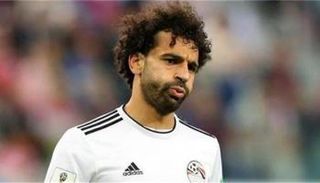 محمد صلاح نجم المنتخب المصري ونادي ليفربول الإنجليزي