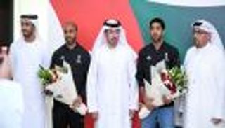 طاقم التحكيم الإماراتي يوجه الشكر للشيخ هزاع بن زايد