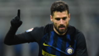 جناح بوردو يطرد كاندريفا من إنتر ميلان