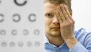 5 عادات خاطئة تُعرضك للإصابة بضعف النظر