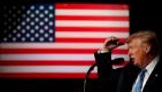 فرنسا تتوعد بموقف أوروبي موحد ضد الرسوم الأمريكية 