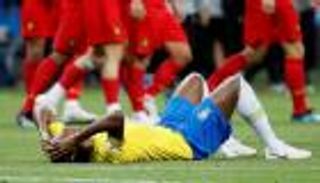 جماهير البرازيل تهدد فيرناندينيو بالقتل