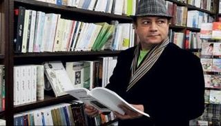 الروائي المصري وحيد الطويلة 