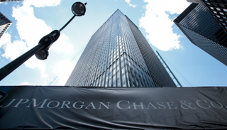 "جيه بي مورجان" توقعت فترة من الركود العالمي