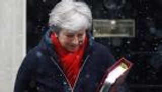 الاستقالات تتوالى في حكومة تيريزا ماي بعد خلافات حول مفاوضات "بريكست"