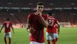 الأهلي المصري يعلن رفضه رحيل أزارو إلى الدوري الصيني