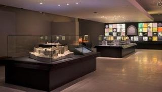 في المتحف الوطني بسلطنة عمان 