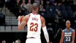 ليكرز يحصل رسميا على توقيع ليبرون جيمس