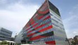 صندوق التحوط إيليوت ينقذ ميلان من أزمته