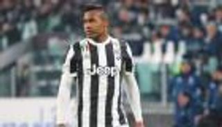 يوفنتوس يرفض عرض باريس سان جيرمان لضم ساندرو