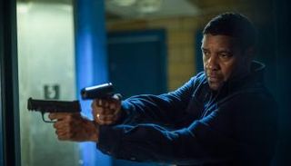 مشهد من فيلم The Equalizer 2