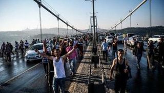 جانب من أحداث جسر البوسفور