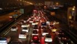 الإيرانيون مهددون بـ"الظلام الدامس" نتيجة سياسات الملالي التخريبية