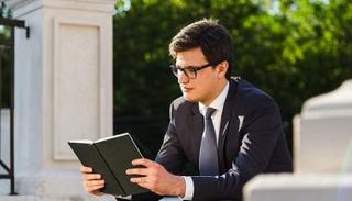 تخيل أنك أينشتاين لتكون أكثر ذكاء