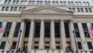 المركزي الأمريكي يتوقع زيادة أسعار الفائدة ويؤكد قوة نمو الاقتصاد