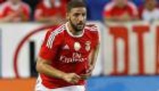 المغربي تاعرابت خارج حسابات بنفيكا من جديد 