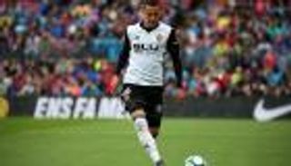 لوبيتيجي يرغب في التعاقد مع مهاجم فالنسيا