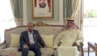 الشيخ خليفة بن زايد آل نهيان يلتقي حاكم عجمان 