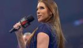 ستيفاني ماكمان: WWE تعتمد على رواية القصص