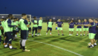 مدرب أهلي جدة يستبعد 5 لاعبين عن معسكر النمسا