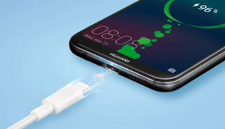 هواوي تكشف عن أسرع شاحن للهواتف الذكية