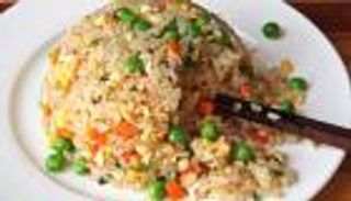 طريقة عمل الأرز بالخضار