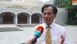 الدكتور شوي تشينغ قوة، مدير مركز الشيخ زايد للغة العربية