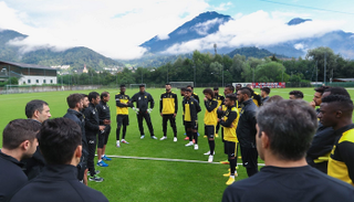 لاعبو اتحاد جدة 