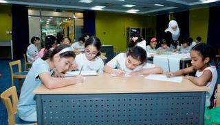 البرنامج يشتمل على العديد من الفعاليات وورش العمل