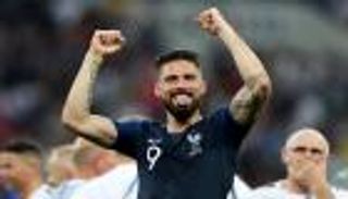 جيرو يرد على المنتقدين بعد التتويج بكأس العالم