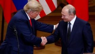 المؤتمر الصحفي للرئيس الأمريكي ترامب ونظيره الروسي فلاديمير بوتين