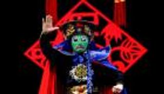 إنفوجراف.. السحر والإعجاز بفن أقنعة الوجوه في الصين