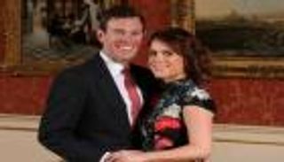 الأميرة البريطانية يوجيني تقيم حفل زفافها على غرار حفل الأمير هاري