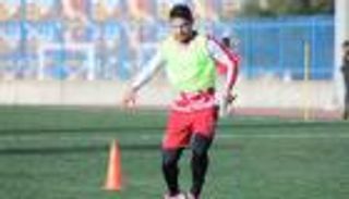 "منبوذ" الإفريقي التونسي على أعتاب الدوري السويسري