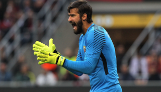 أليسون بيكر    