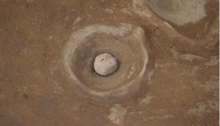 أقدم ورشة لصناعة فخار الدولة القديمة في مصر