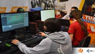 من تلاميذ الجامعة
