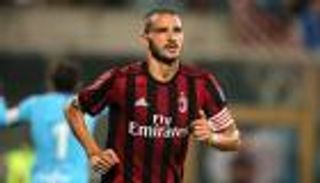 تقارير.. مانشستر يونايتد يرغب في ضم بونوتشي