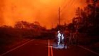 هاواي تفرض قيودا على الرحلات السياحية بسبب بركان كيلاويا