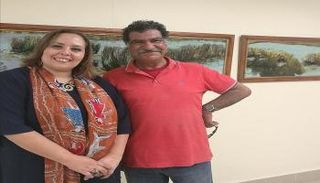 الفنانة فيروز سمير مع الفنان محمد عبلة في معرضها الجديد 