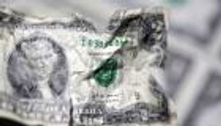 تصريحات ترامب تهبط بالدولار من أعلى مستوى في عام 