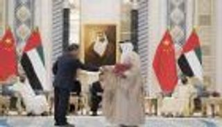 مذكرة تفاهم بين الإمارات والصين للتعاون بمبادرتي "طريق الحرير"