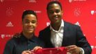 "كلويفرت الصغير" يتمنى السير على خطى والده