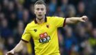 الإصابة تبعد نجم واتفورد عن بداية الموسم