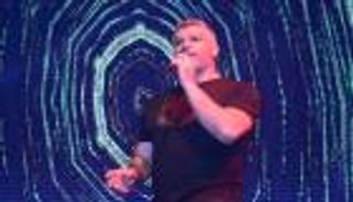 فارس كرم يفتتح أولى حفلات مهرجان ليالي الصيف في طابا المصرية