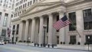 وزير الخزانة الأمريكي: ترامب لن يمارس ضغوطا على البنك المركزي 