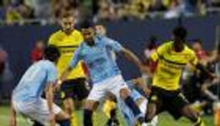 إشادة إنجليزية بأداء محرز أمام دورتموند 