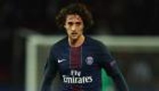 هدف برشلونة يفضل البقاء في الدوري الفرنسي